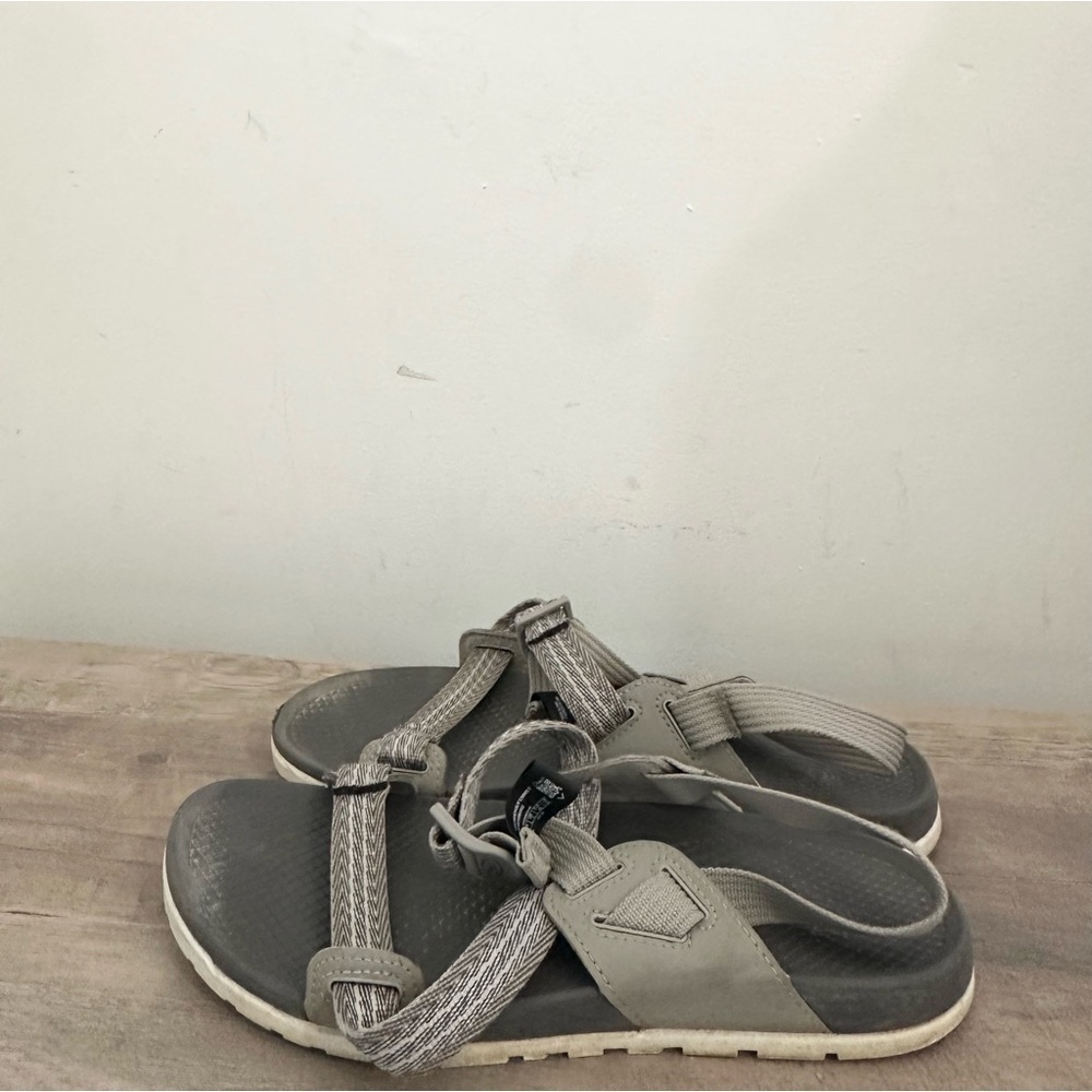 Chaco Women's Lowdown Sandal, Pulley Gray Size 9 JCH108202